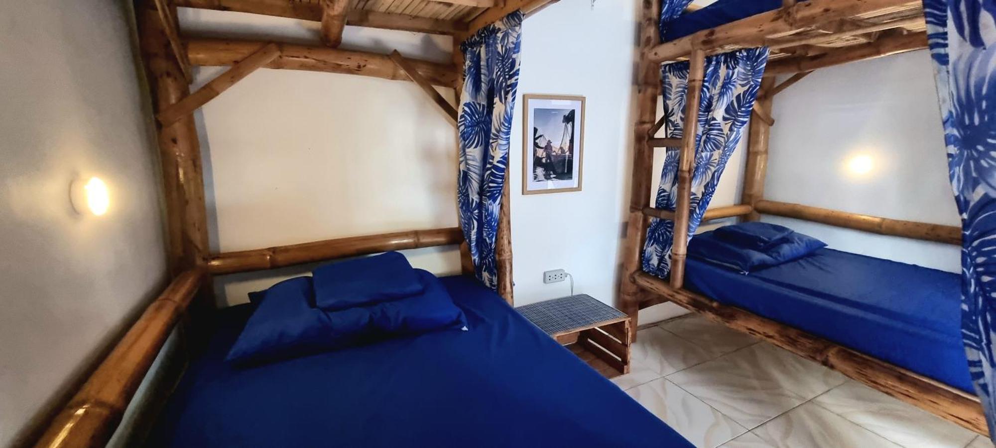 Hostel Blue House Backpackers Siquijor San Juan  Zewnętrze zdjęcie