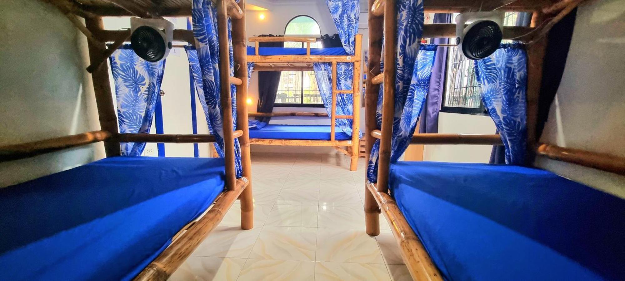 Hostel Blue House Backpackers Siquijor San Juan  Zewnętrze zdjęcie